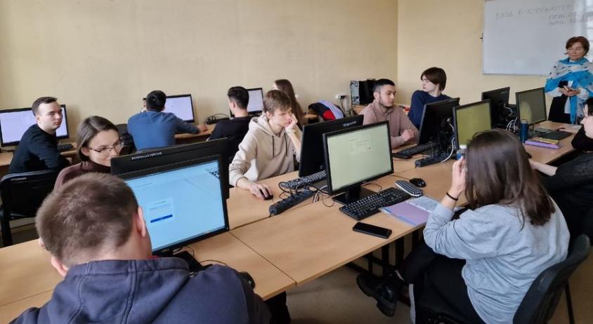 Студенты приняли участие в интернет-олимпиаде по экономике - «Технологический университет»