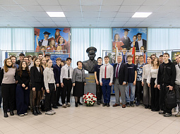 �������� ������, ����������� 61-����� �� ��� ������ ������� ������� � �������� ������