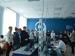 Школьники Ивантеевки побывали с экскурсией в колледже