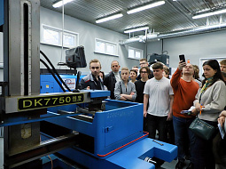 ����� 800 ���������� �������� ������� ������������ �������������� � ���������� ���������������� ������������ ��. �.�. ������� � ������� �������