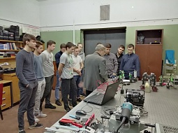 Выездные занятия студентов на базе ИМАШ РАН