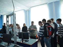 Школьники Ивантеевки побывали с экскурсией в колледже