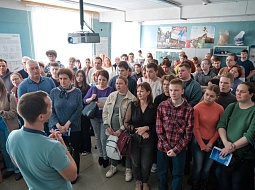 ����� 800 ���������� �������� ������� ������������ �������������� � ����������