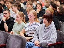 � �������� ������������ �������������� � ����������  ���������������� ������������ ��. �.�. ������� ������ ���� ��������, �����������  80-����� ������ � ������� ������������� ����� 1941�1945 ��.  � ���� ��������� ���������